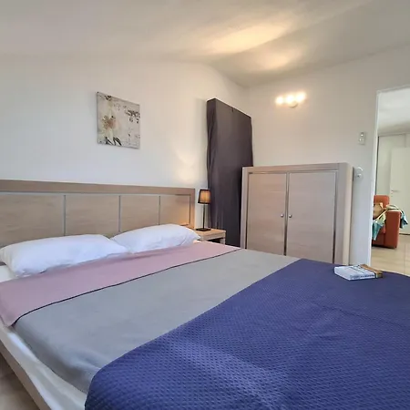 Melody - Climatise 4/6 Pers *