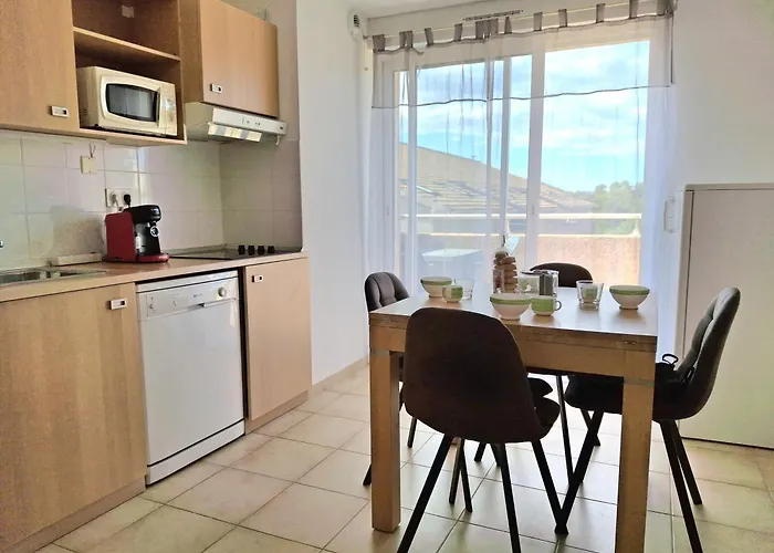 Melody - Climatisé 4/6 Pers * Santa-Maria-Poggio (Corsica)